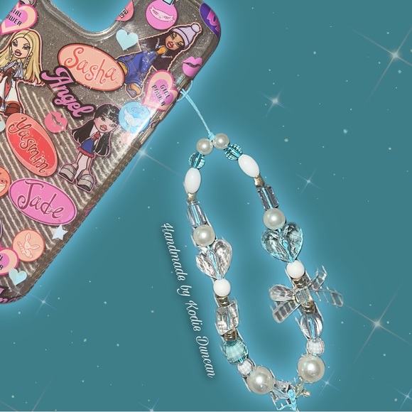 Phone Charm Accessory ⛓️✨ - Picture 2 of 3